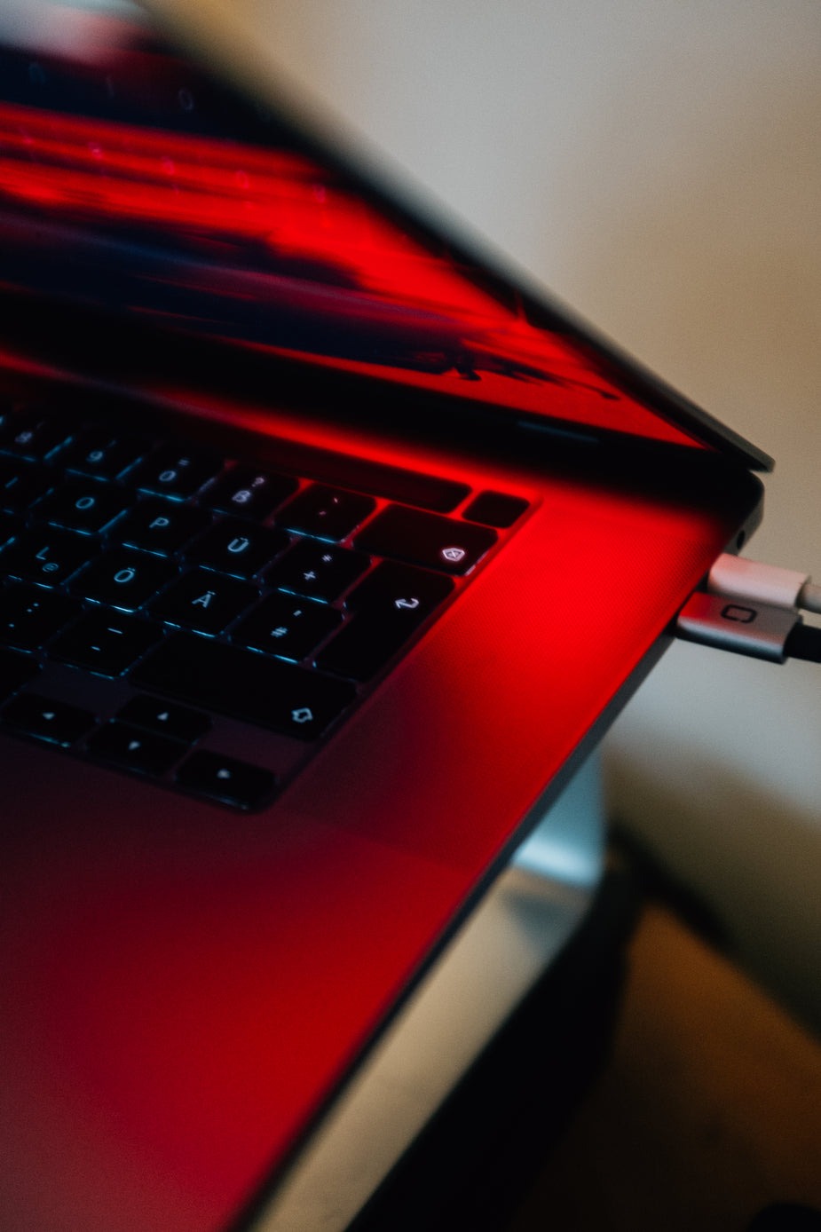How to Check if Your USB-C Port Supports Display Signals
